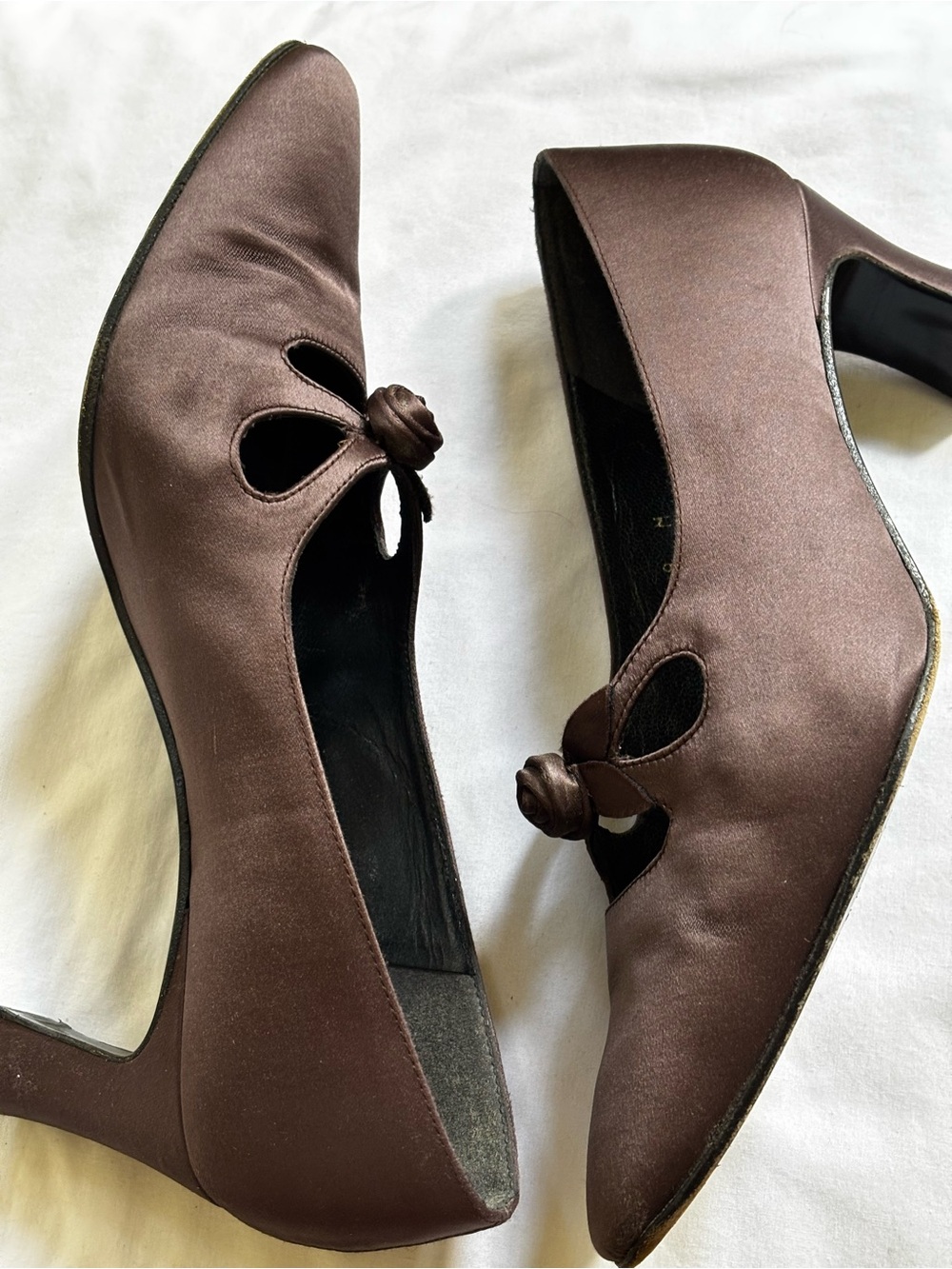 Y2K Bandolino Women's Purple Satin Dress Pumps - Picture 3 of 6